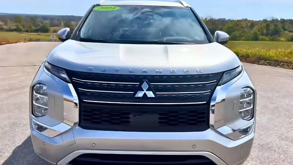2024 Mitsubishi Outlander