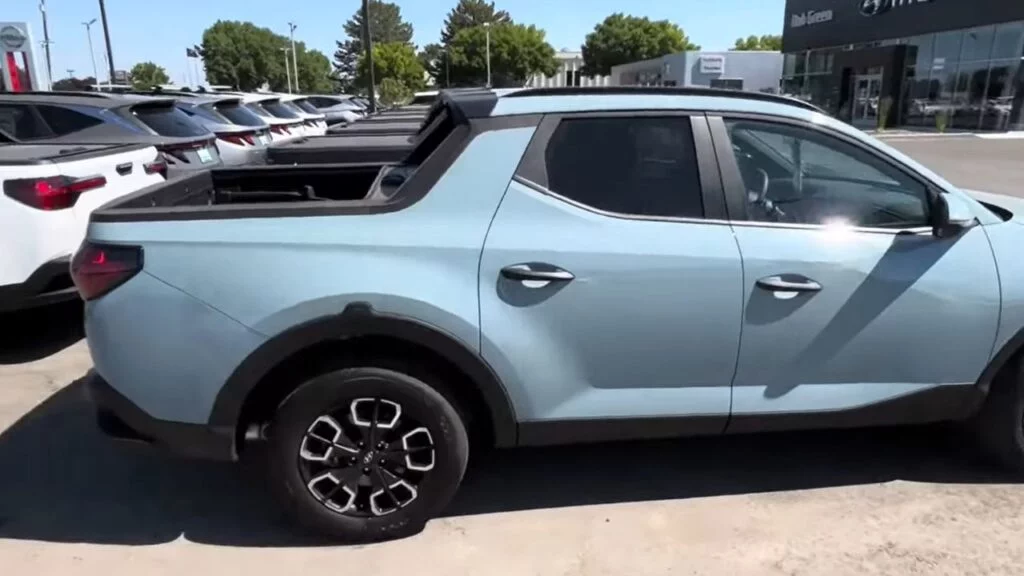 Nissan Frontier Visual Appeal and Practicality