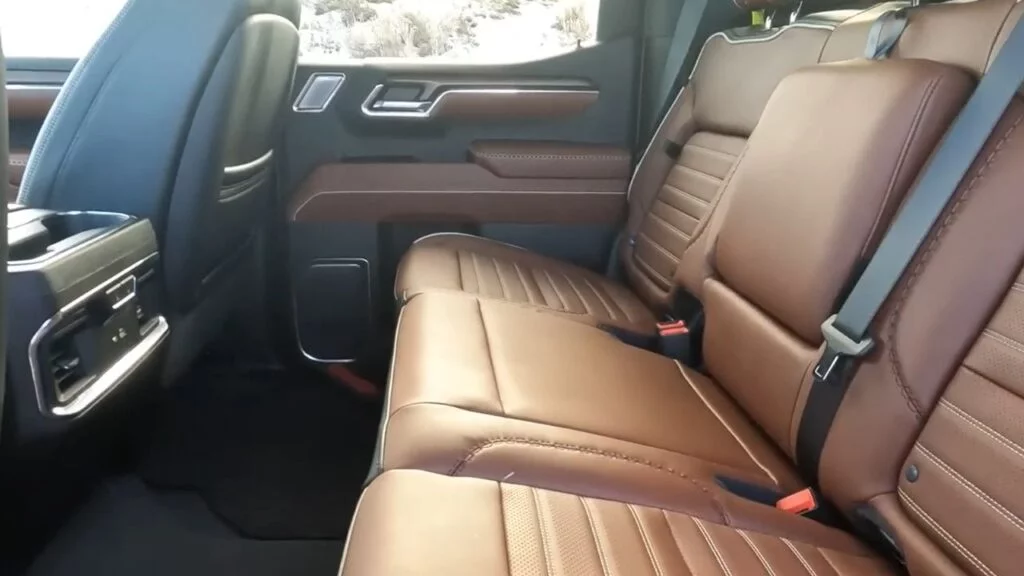 Interior of the 2023 GMC Sierra Denali Ultimate