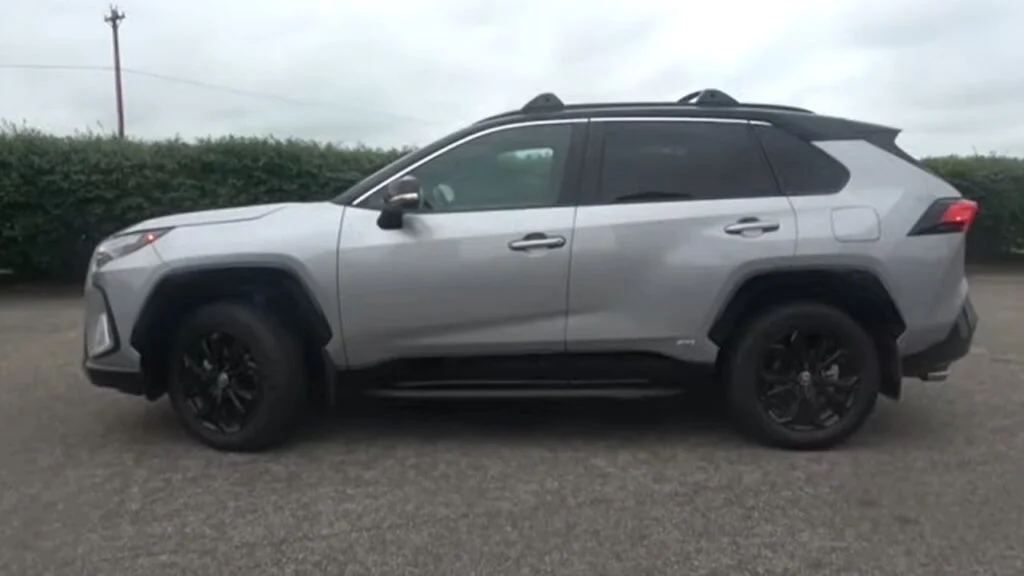 2024 RAV4 – Exterior Features