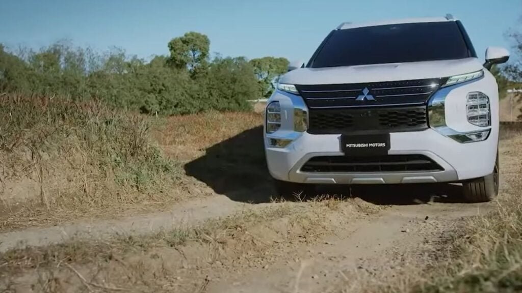 2024 mitsubishi outlander - Fuel Efficiency