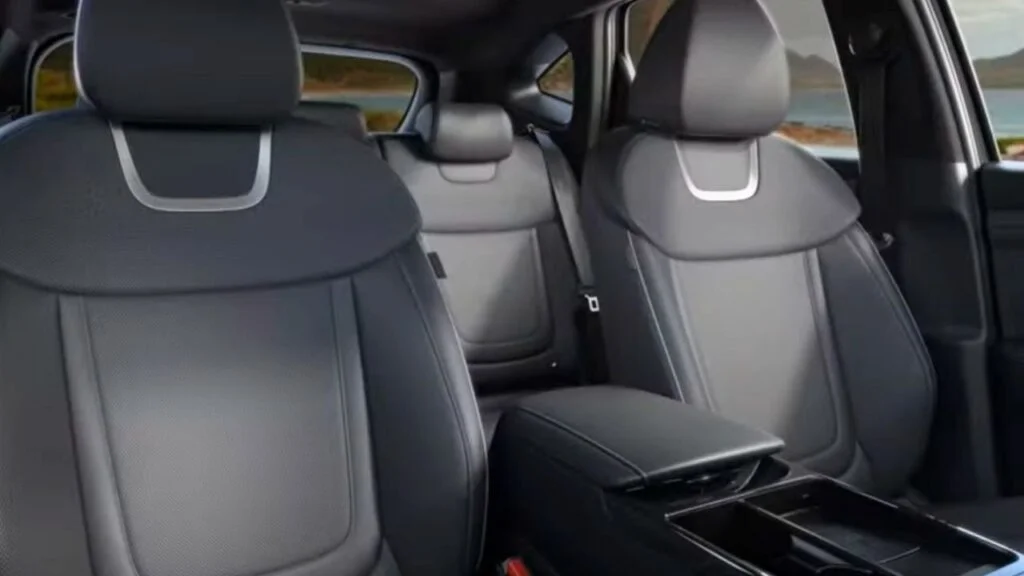 Spacious and Luxurious Interior