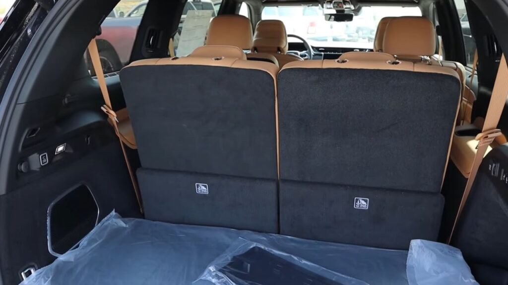 2024 Jeep Grand Cherokee Cargo Space and Utility