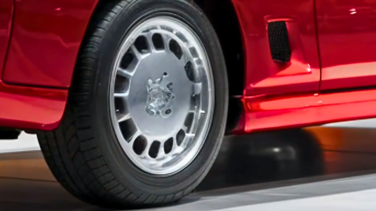 2025 Mitsubishi 3000GT Tires