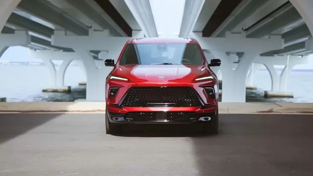 2025 Buick Envista Front