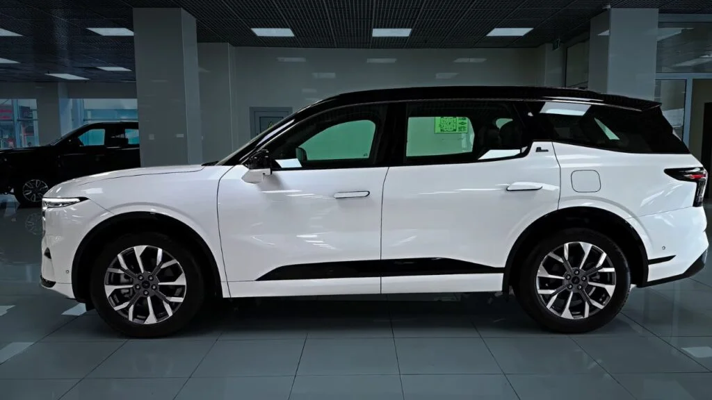 2025 Ford Edge