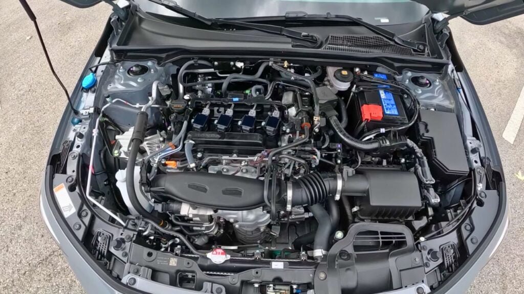 2025 Honda Civic SI Under the Hood