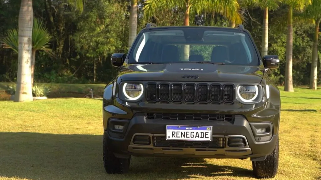 2025 Jeep Renegade Front