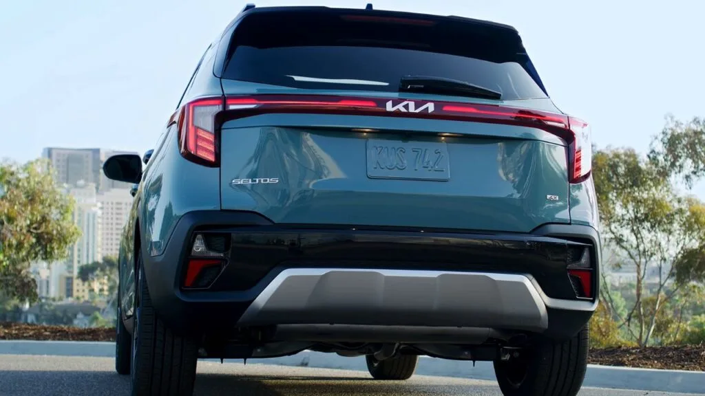 2025 Kia Seltos Rear Look