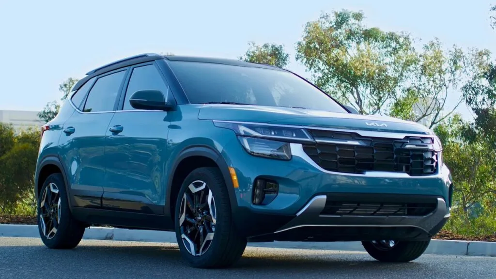 2025 Kia Seltos Side Look