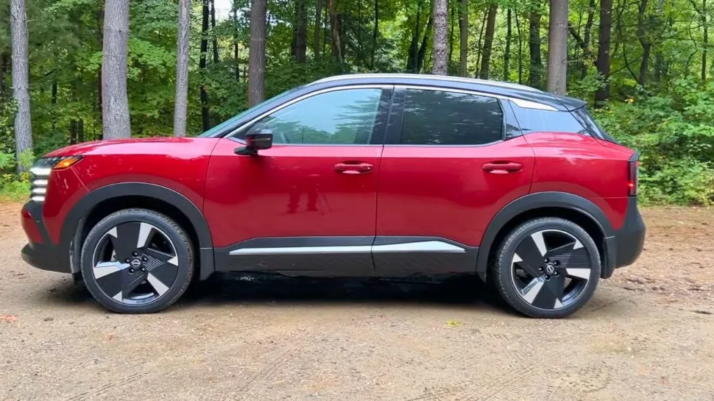 2025 Nissan Kicks Side Profile