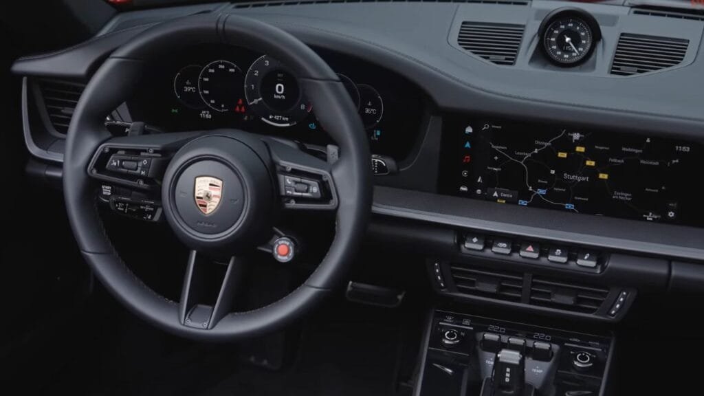 2025 Porsche 911 Desk