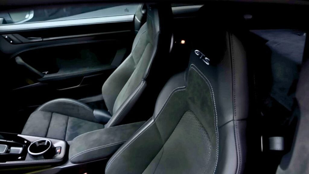 2025 Porsche 911 Seats