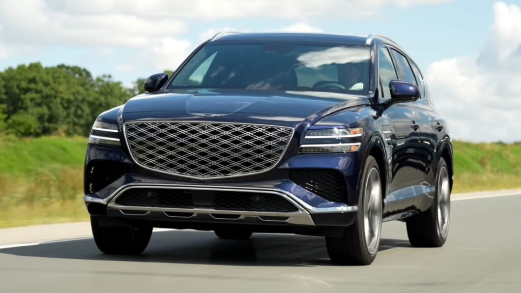 Genesis GV80 vs. Range Rover Sport: A Head-to-Head Comparison