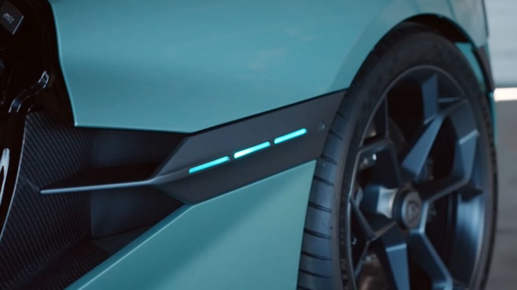 Rimac Nevera R Visual Tweaks