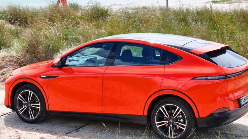 Tesla Model Y vs. Xpeng G6