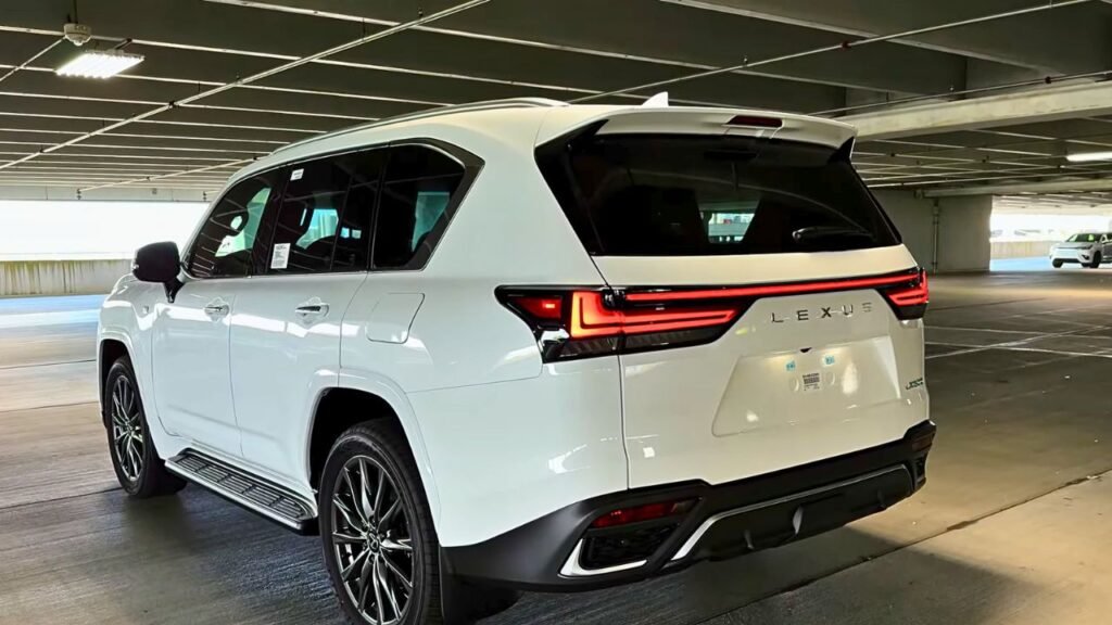 2025 Lexus LX 600 Rear Profile