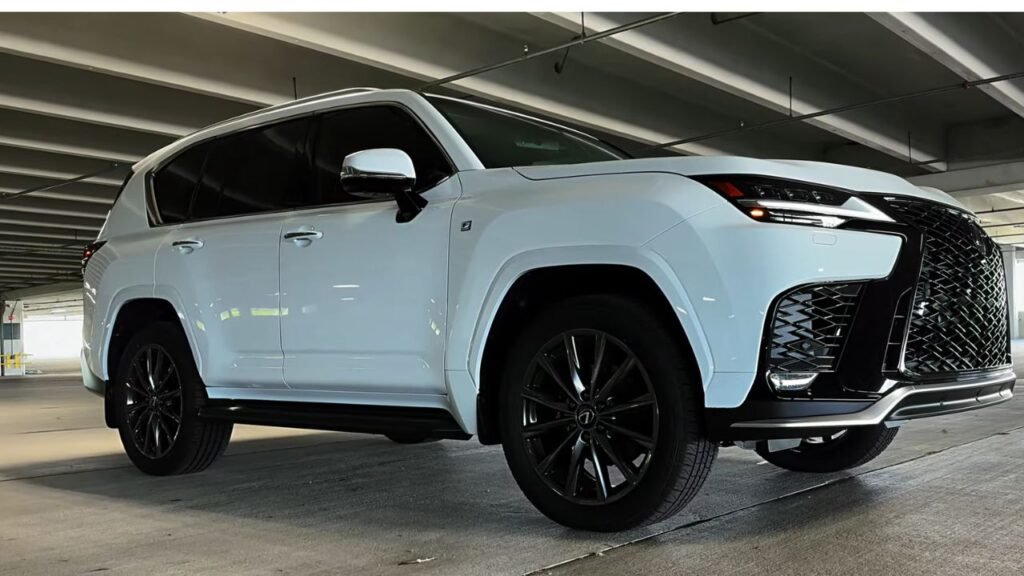 2025 Lexus LX 600 Side Profile