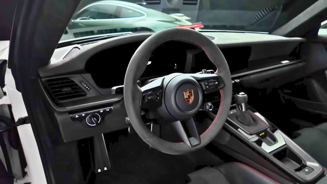 Unveiling the 2025 Porsche 911 GT3 Touring: Performance Specs and ...