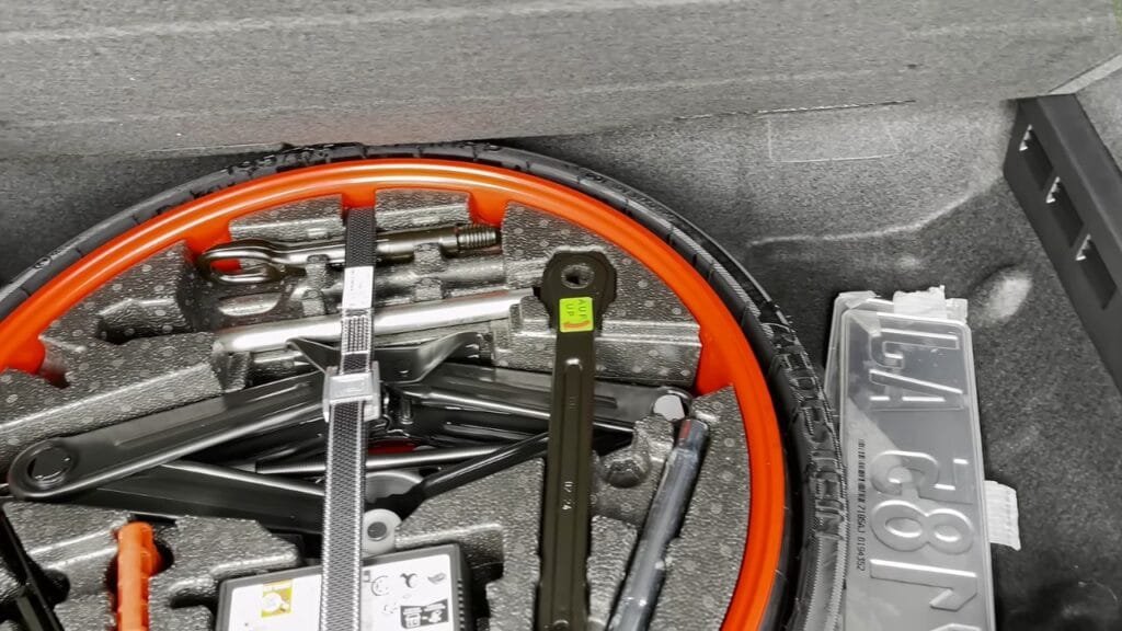 2025 Porsche Cayenne Cargo Space