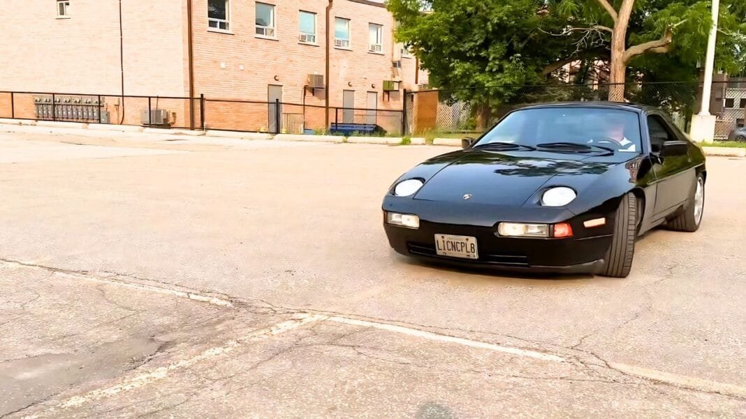 Hpw Much Horsepower Did A 1989 Porsche 928 Have