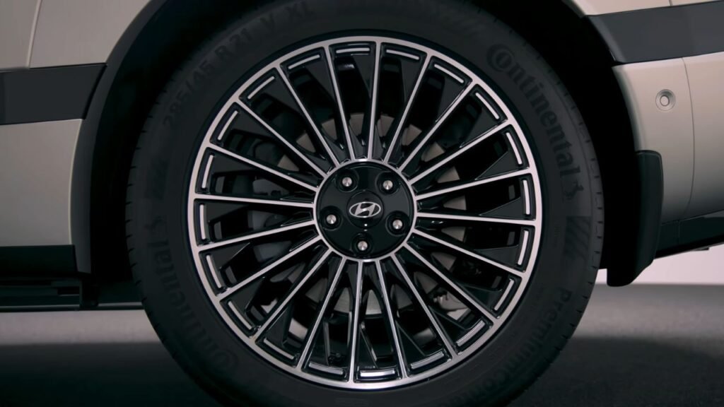 2025 Hyundai Ioniq 9 Tyre