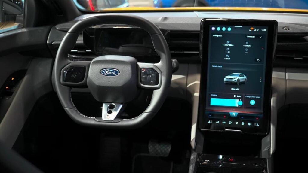 Technology and Dashboard: A Modern, Functional Interior