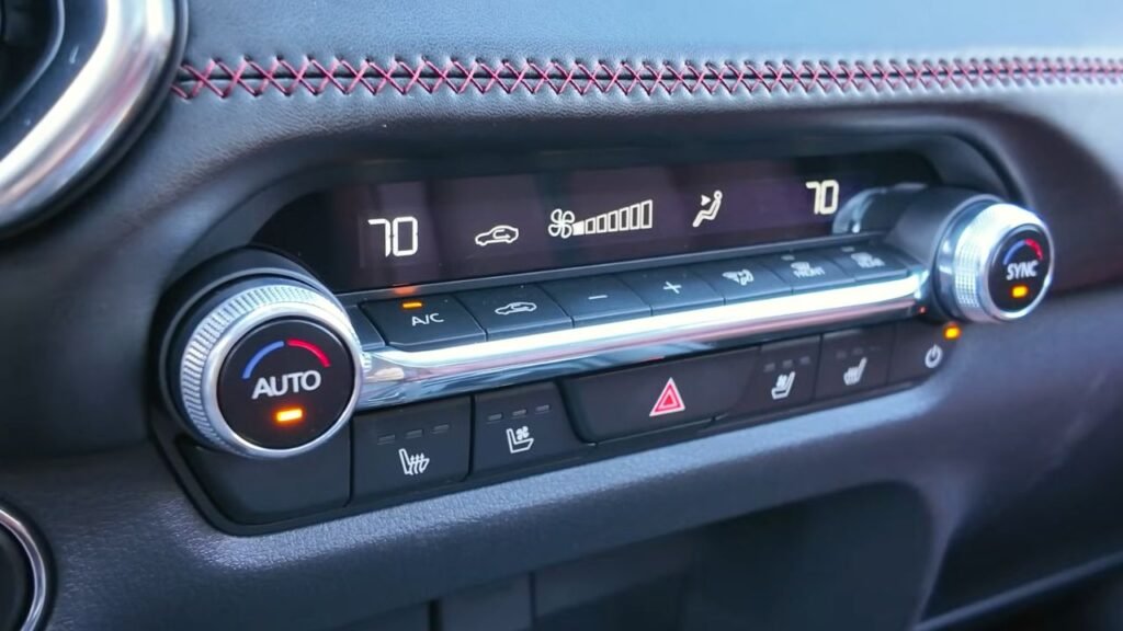 2025 Mazda CX-50 Hybrid Controls