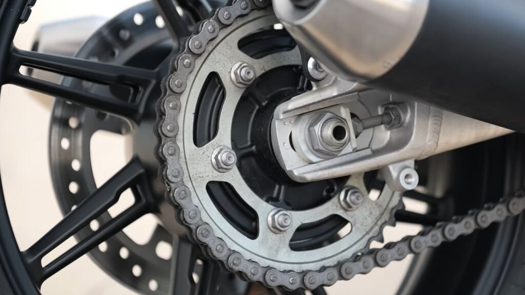 2025 Triumph Speed Twin 900 Chain