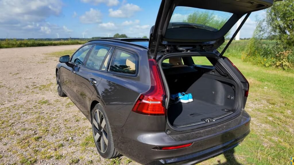2025 Volvo V60 Cargo Space