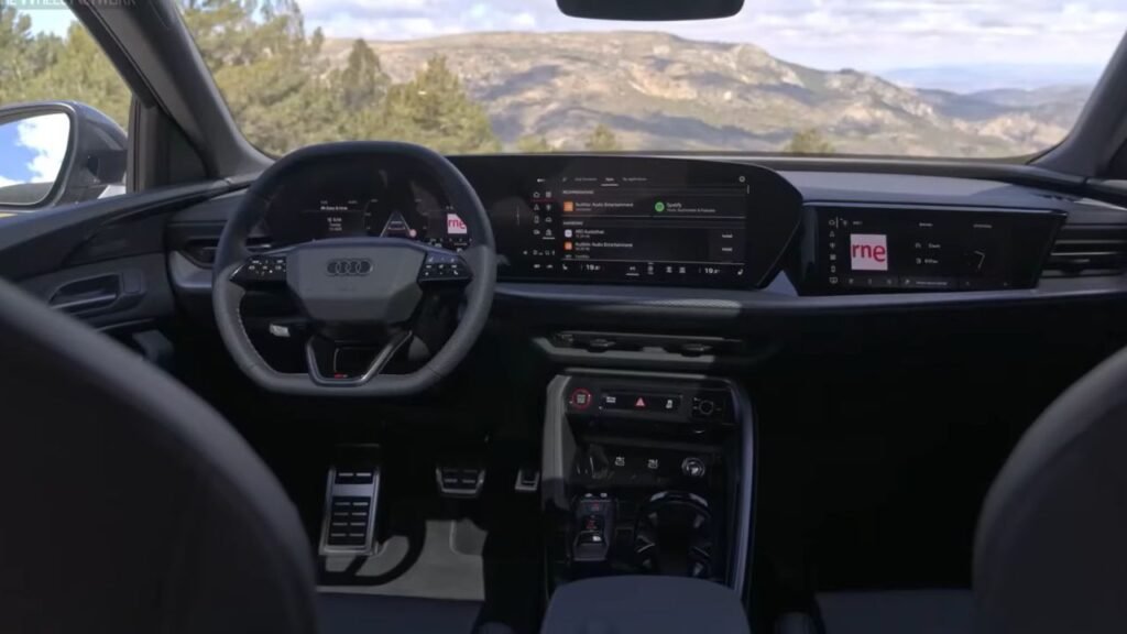 2025 Audi Q5 Upscale Interior and Comfort