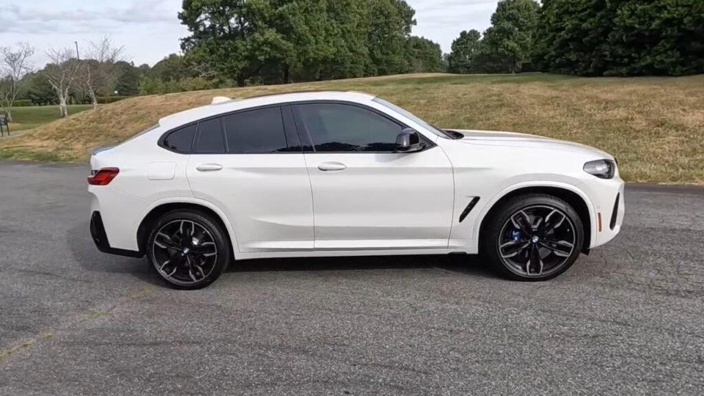 2025 BMW X4 M40i Exterior Design