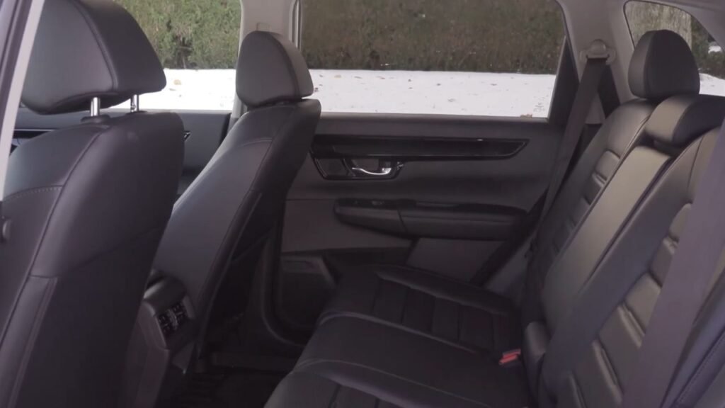2025 Honda CR-V Interior Comfort and Space