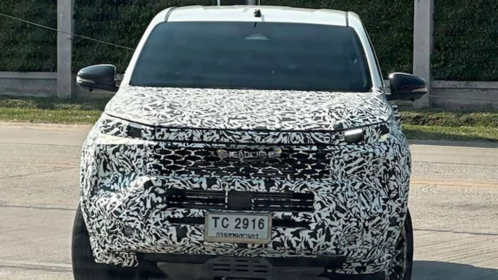 2025/2026 Toyota Hilux Spy Shots