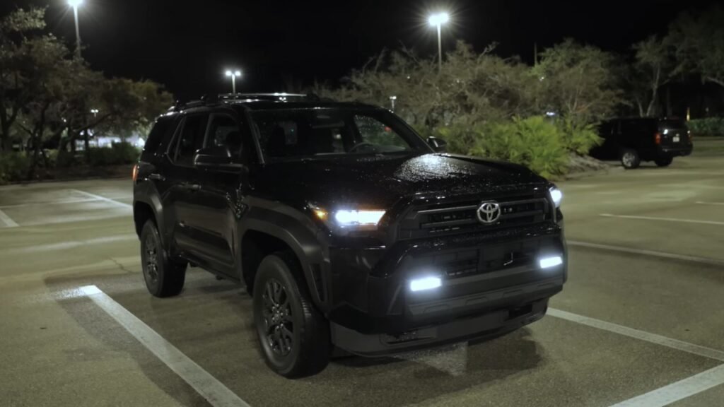 2025 6th Generation Toyota 4Runner SR5