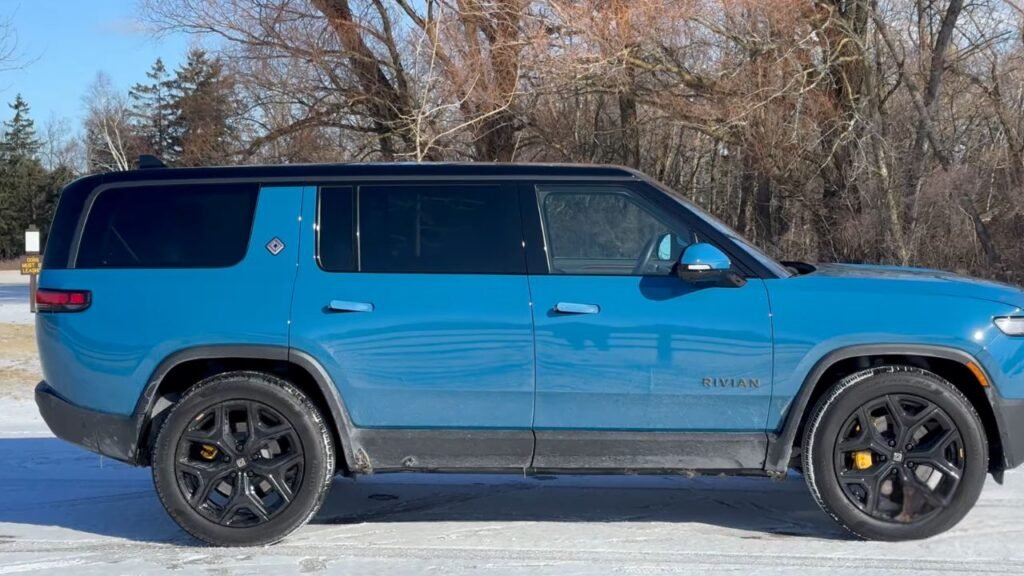 2025 Rivian R1S Pros and Cons