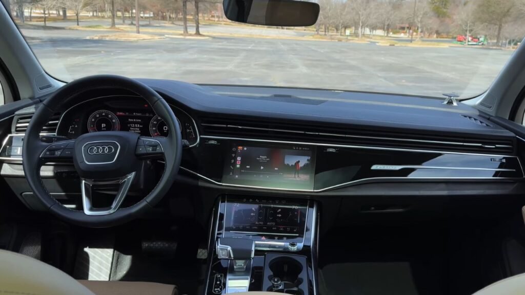 2025 Audi Q7 Cabin Interior