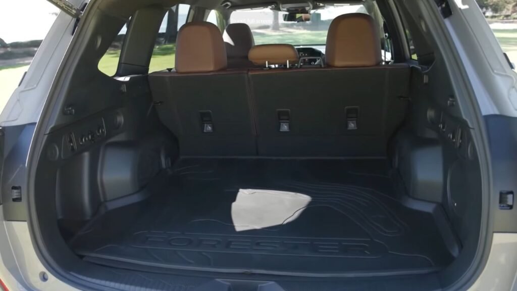 2025 Honda CR-V vs Subaru Forester: Cargo Space