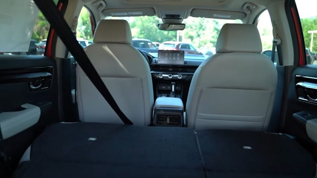 2025 Honda CR-V vs Subaru Forester: Cargo Space