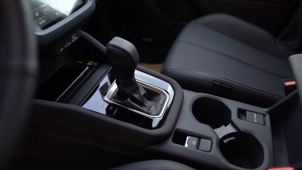 2025 Honda CR-V vs Subaru Forester: Interior Quality