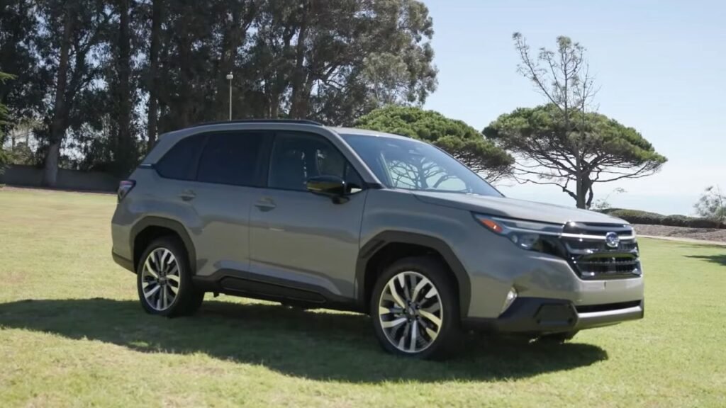 2025 Honda CR-V vs Subaru Forester: Price Comparison