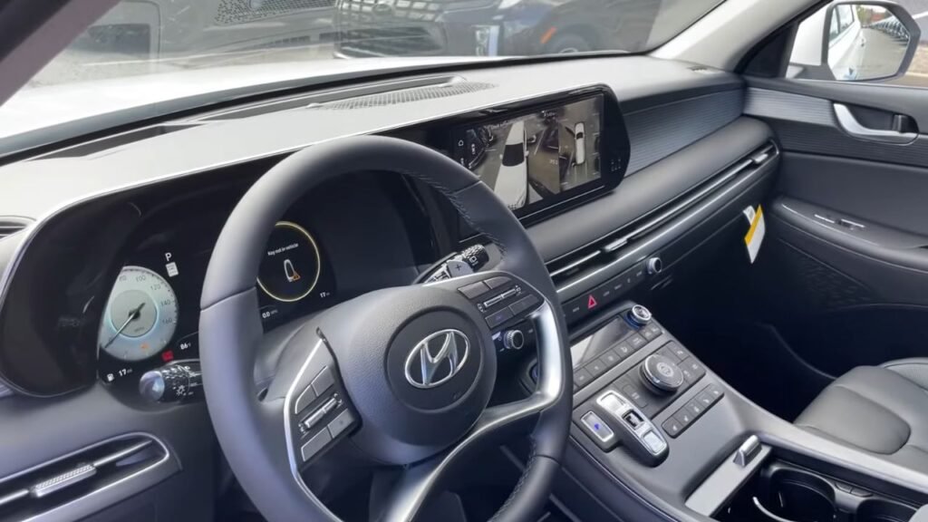 2025 Hyundai Palisade Limited Interior