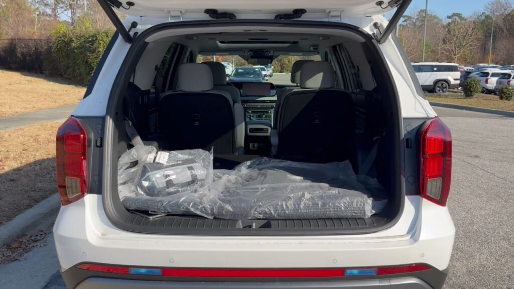 2025 Hyundai Palisade SEL Cargo Space