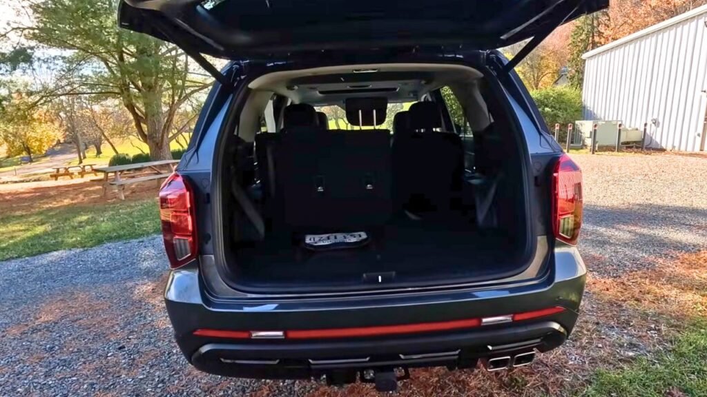 2025 Hyundai Palisade XRT Cargo Space