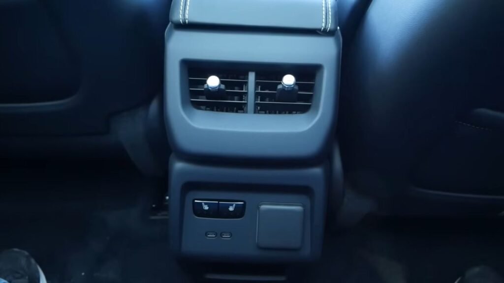 2025 Cadillac Optiq Sport 2 Air Vents