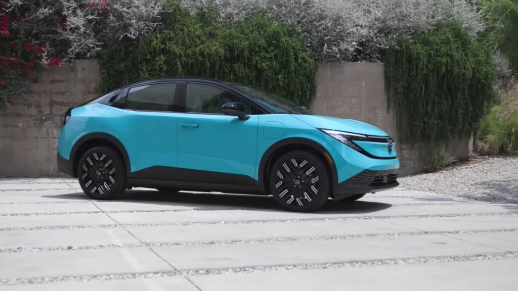 2026 Nissan Leaf Exterior