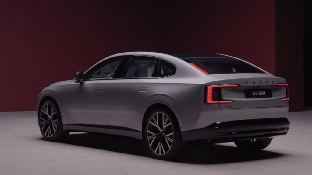 2026 Volvo ES90