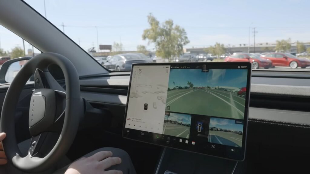 2025 Tesla Model Y Interior