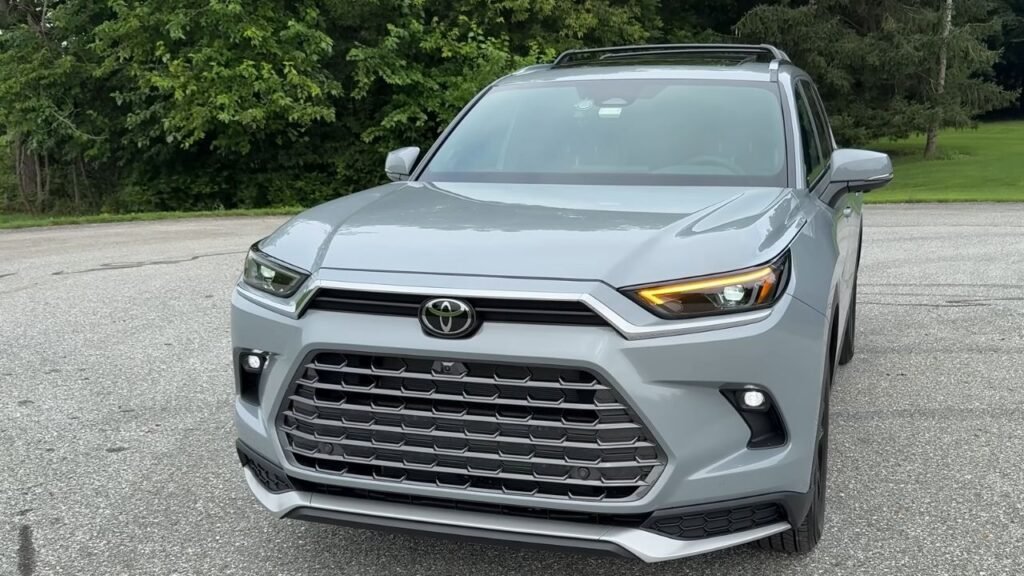 Toyota Grand Highlander (2026) 