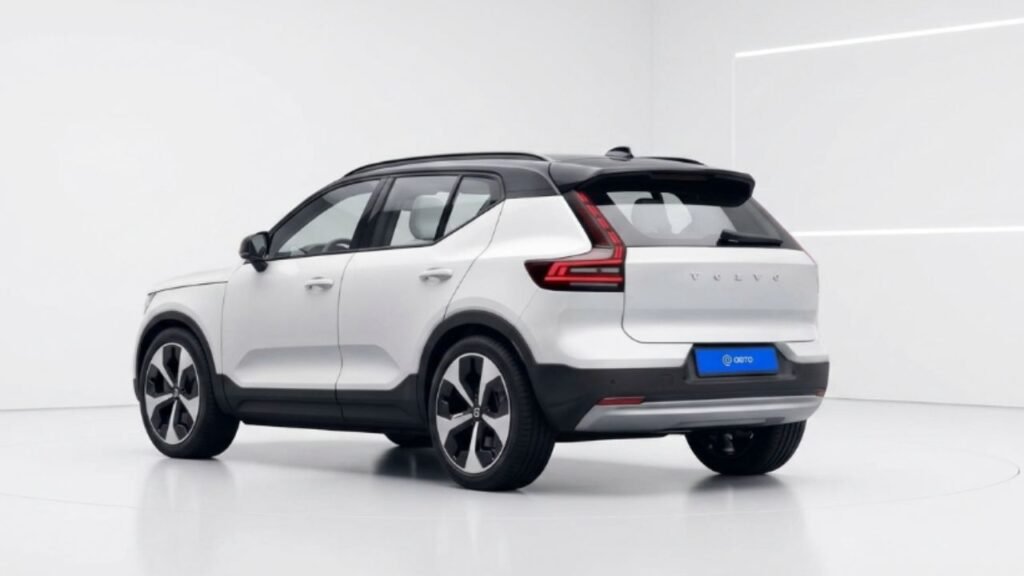 Volvo XC40 2027 Digital Renderings